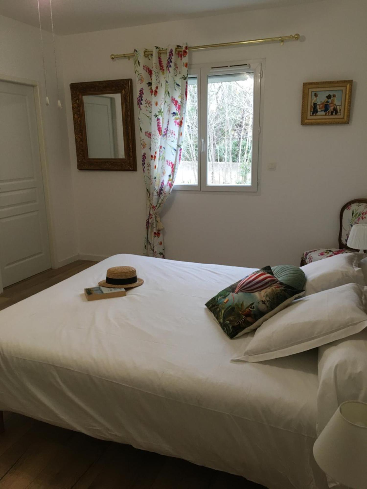 La Closerie Hotel Villeneuve-les-Beziers Bagian luar foto
